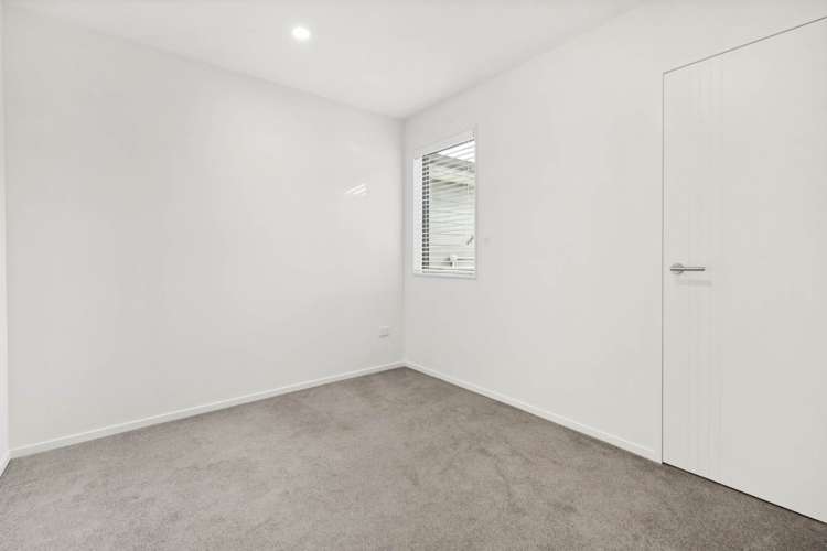 9 Serpent Road Flat Bush_11
