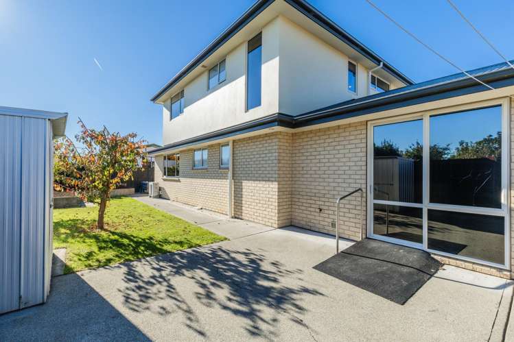 1 Cambria Gardens The Wood_17