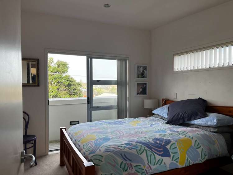 20/3 Riverside Road Orewa_8
