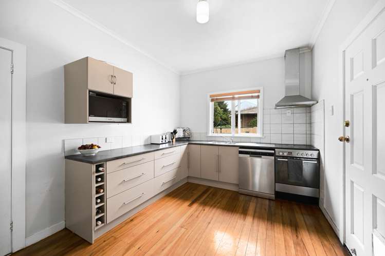 12 Tui Avenue Forest Lake_12