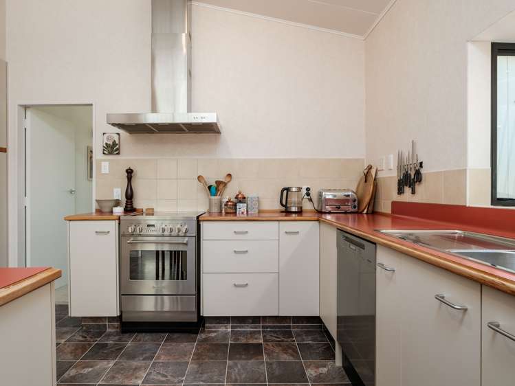 47 Seddon Crescent Whataupoko_3