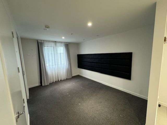 6/12 Latimer Square Christchurch Central_1