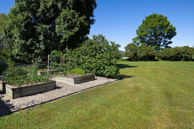 25 Hill Street North Richmond_18