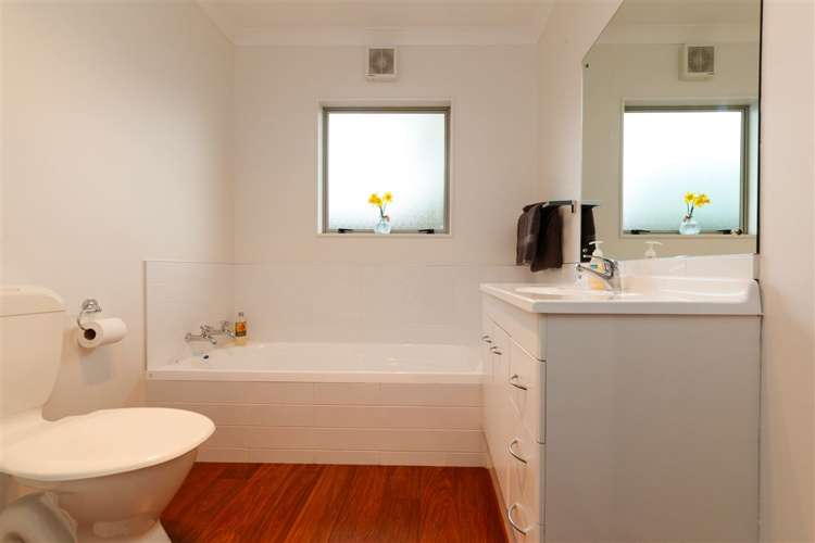 195b College Street West End_14