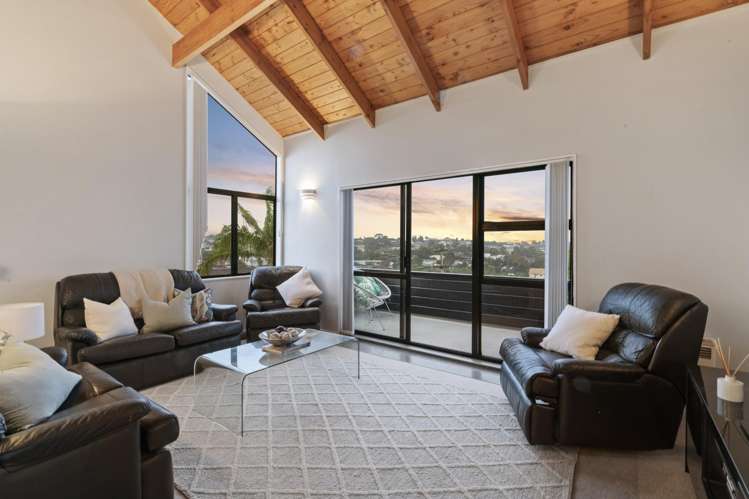 2/38 Penzance Road Mairangi Bay_5
