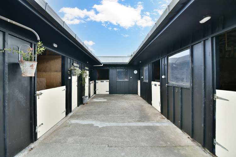 1475 Old North Road Helensville_30