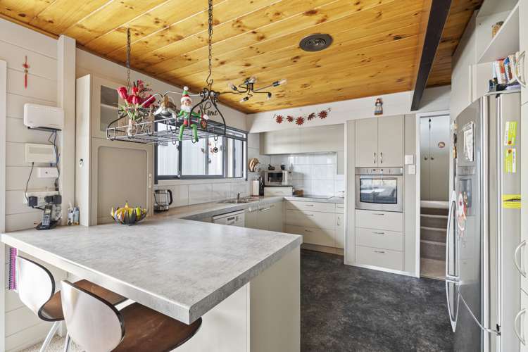 184 Tukapa Street Westown_16