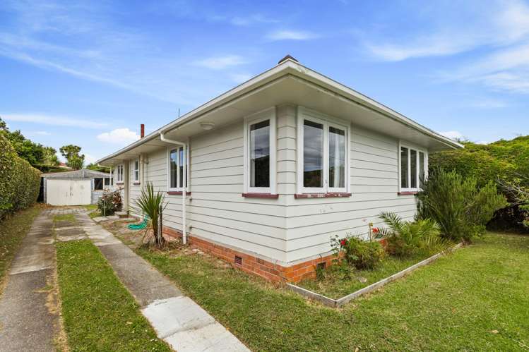 30 Amberley Avenue Te Atatu South_13