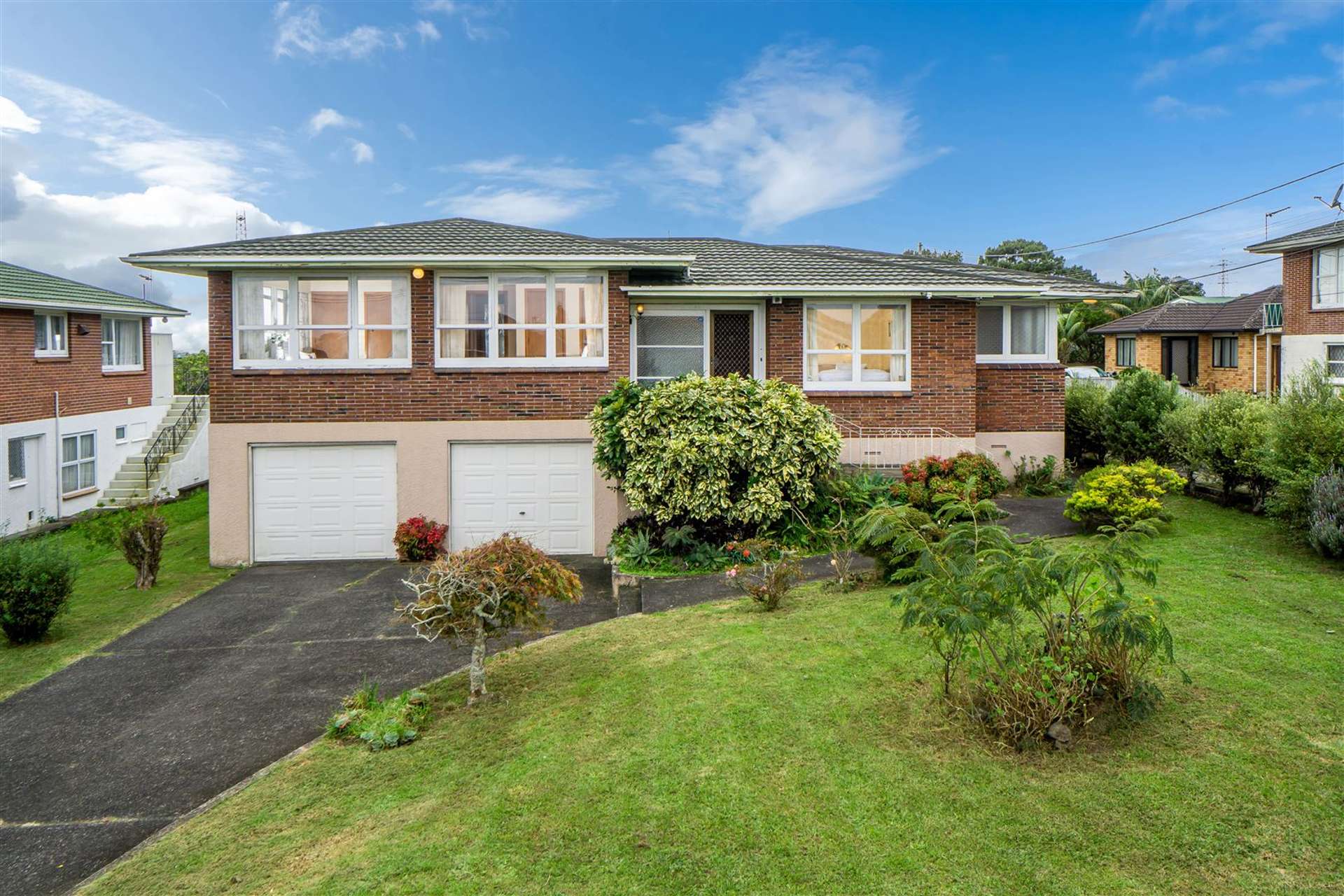 84 Royal View Road Te Atatu South_0