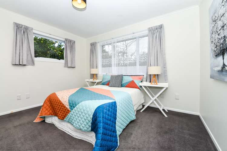 20 Te Anau Place Glenview_11