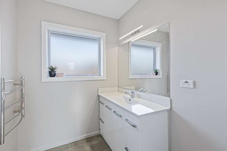 9 Fir Tree Lane Aranui_8