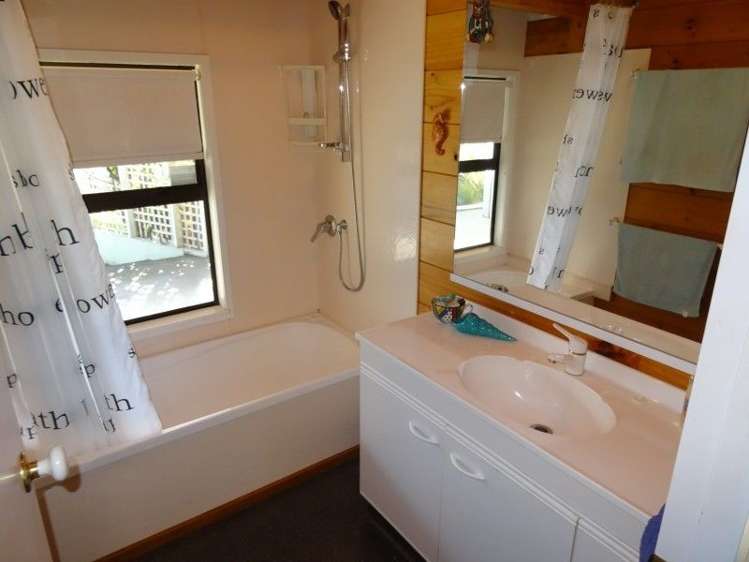 207 Grafton Road Thames_18