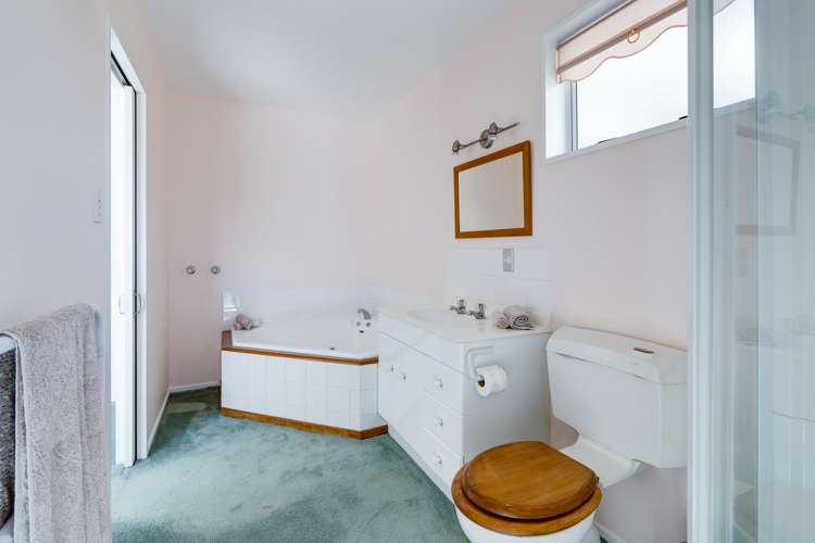 21 Hewitts Road Woodend_17