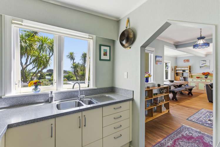 74A Raumati Road Raumati Beach_11