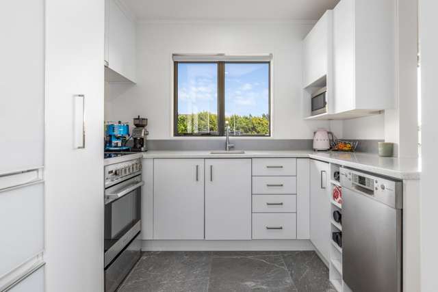 39A Kinloch Place Papakowhai_3