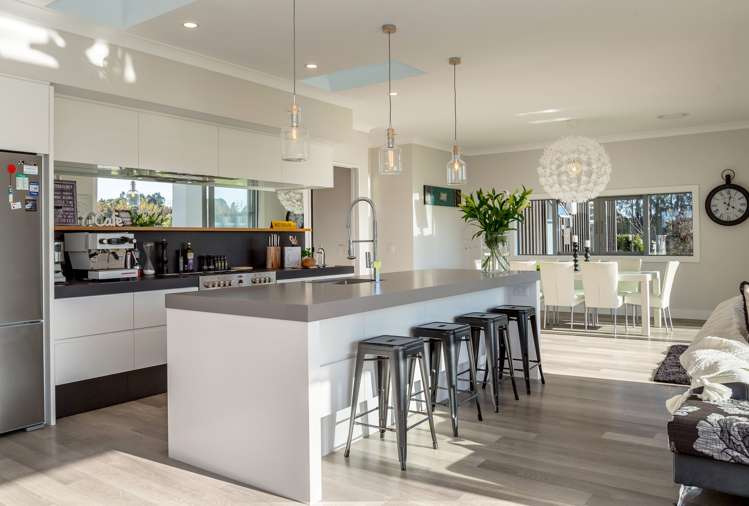 255 West Bush Road Upper Plain_8