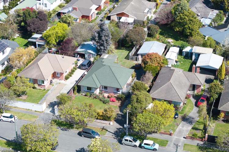 37 Appleby Crescent Burnside_11