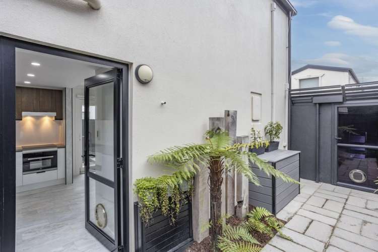 3/345 Armagh Street Linwood_17