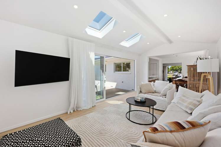 46 Luton Avenue Sunnyhills_16