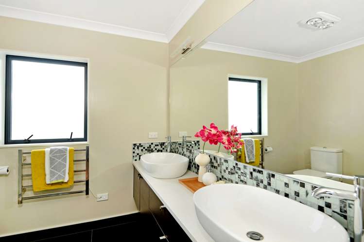 112 Pohutukawa Parade Riverhead_21