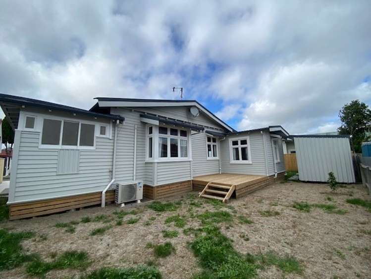 406A Avenue Road West 10482_11