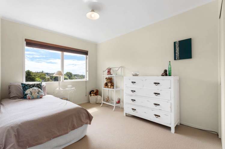 47 Wyoming Avenue Murrays Bay_15