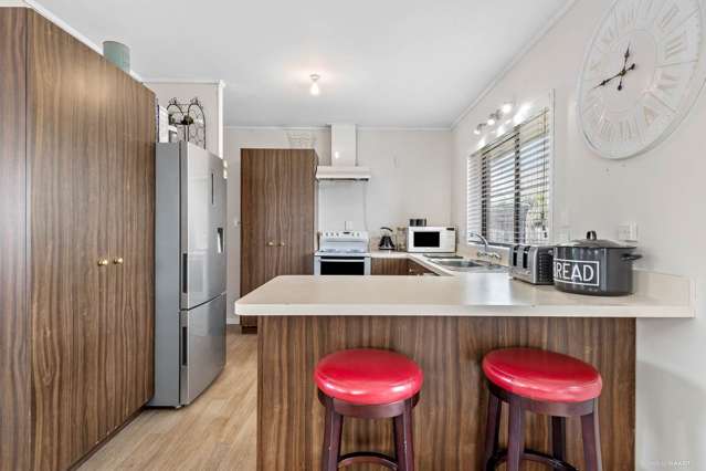 2/3 Kelvin Road Papakura_3