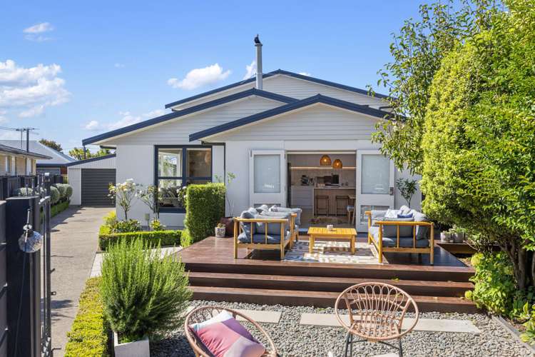 21 Woodstock Place Russley_27