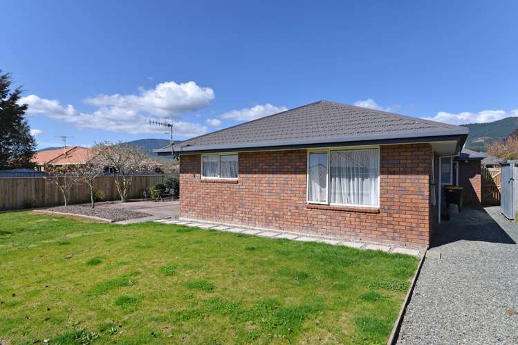 11 Maple Crescent Richmond_19