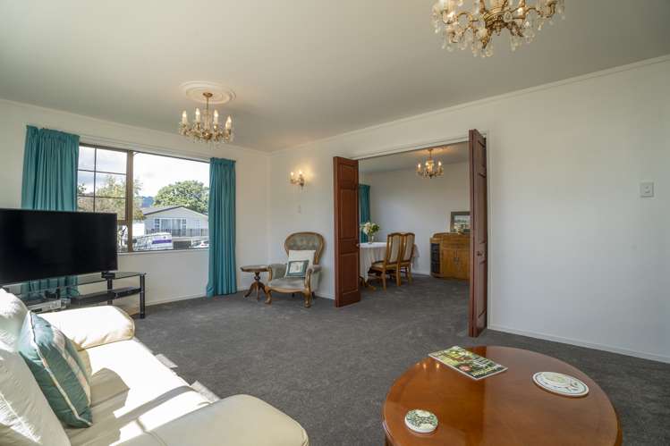 1 Brasenose Place Tawa_5