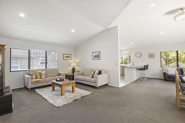 2/23 Kiteroa Terrace Rothesay Bay_3