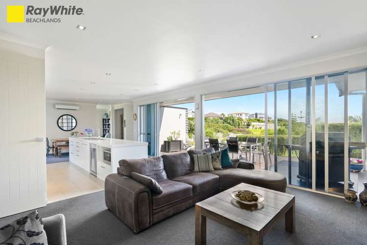 24 Toomer Place Beachlands_14