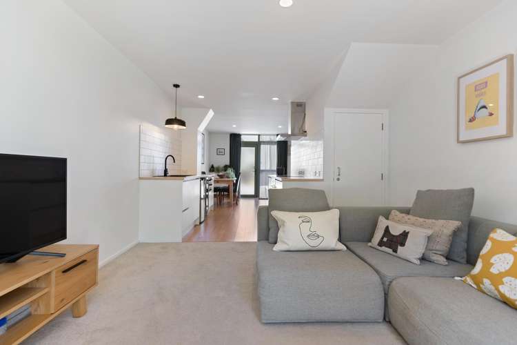 15/1066 Frankton Road Frankton_5