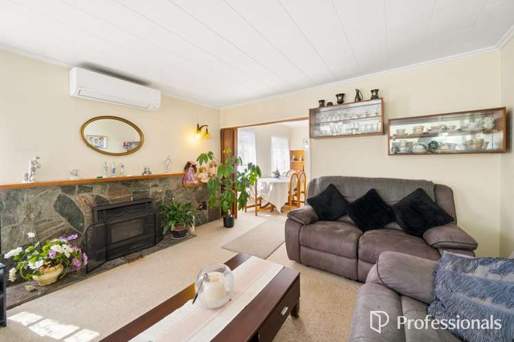 10 Miles Cres Wainuiomata_3