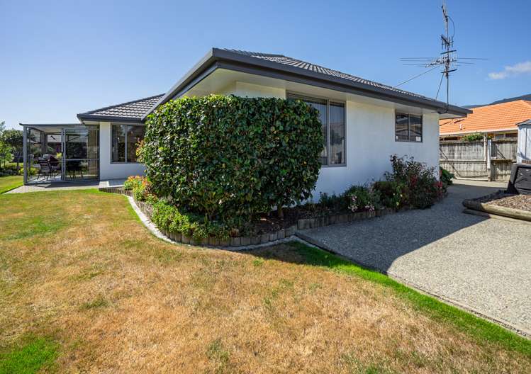 32 Masefield Street Stoke_18