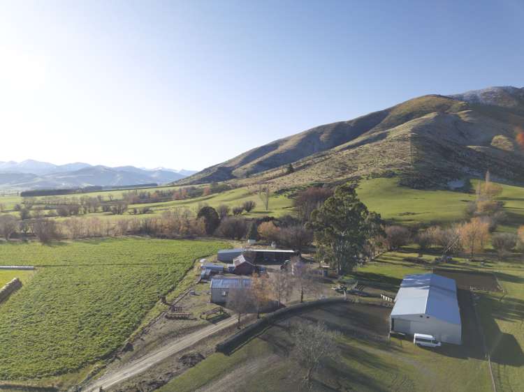 142 East Dome Station Road Lumsden Surrounds_3