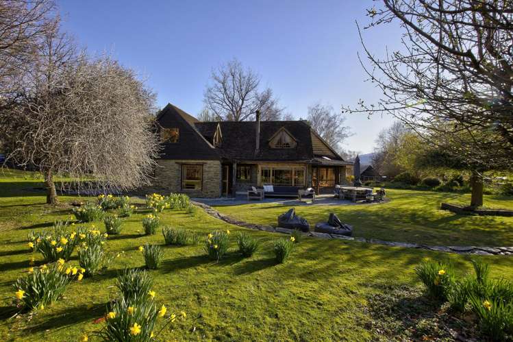 11 Arrowtown-Lake Hayes Road Lake Hayes_34