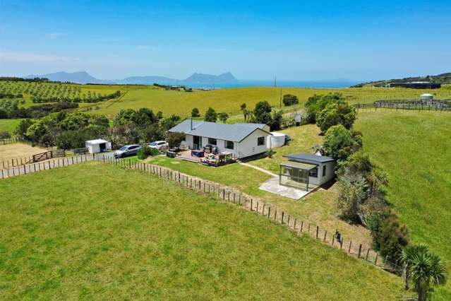 579 Ormiston Road Ruakaka_2