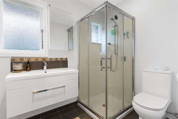 21 Ward Crescent Te Atatu Peninsula_20