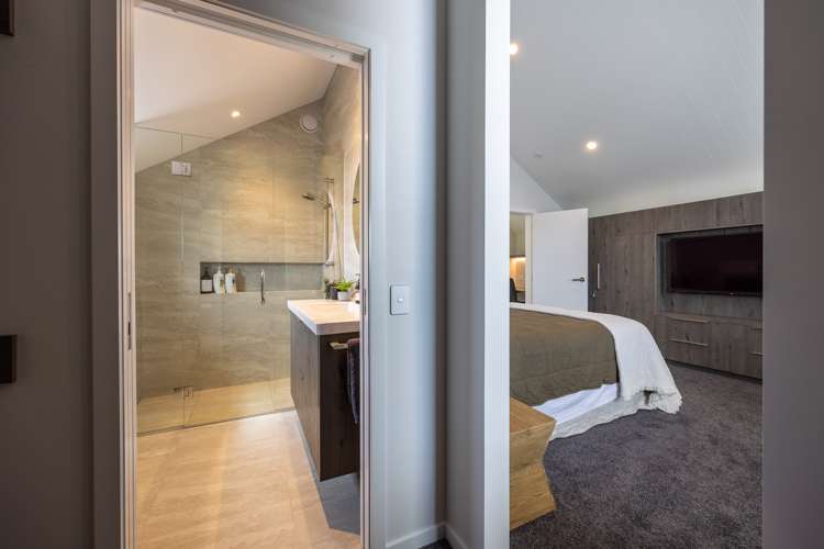 151 Upton Street Wanaka_16