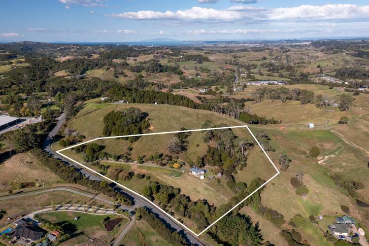 896 Haruru Road Wainui_25