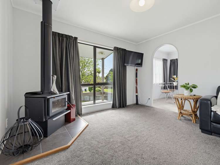 2 Goldie Street Pukehangi_7