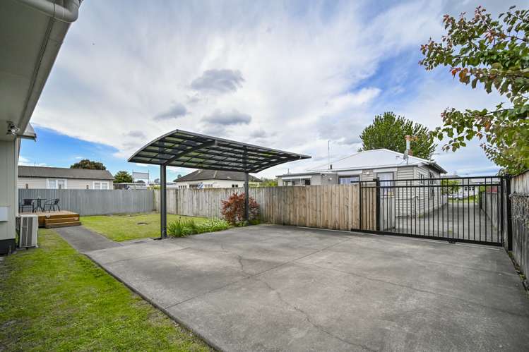 1005b Beatty Street Mayfair_13