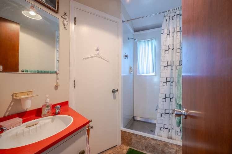 2e Church Street Akaroa_21