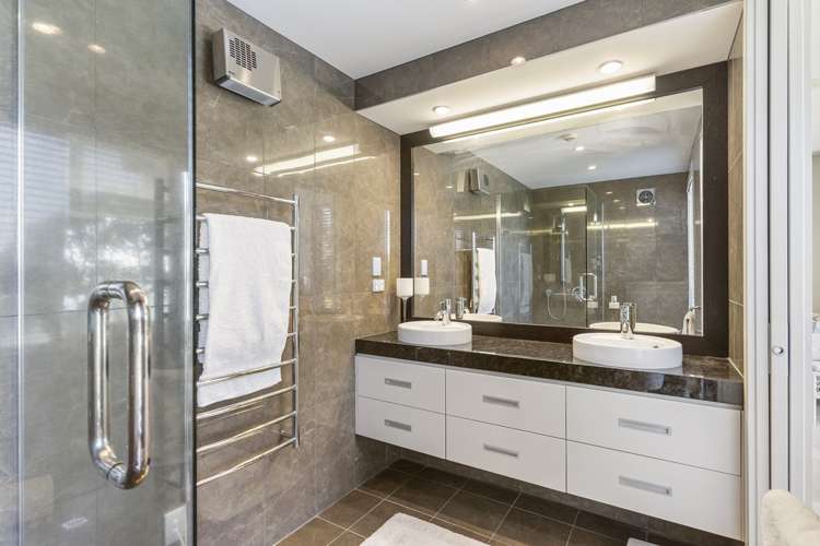 1/27a Paritai Drive Orakei_14