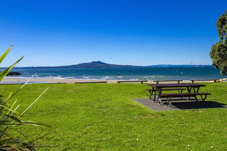 9a The Esplanade Castor Bay_1