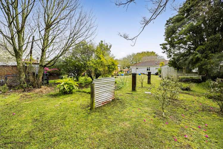 18 Percy Avenue Stratford_10