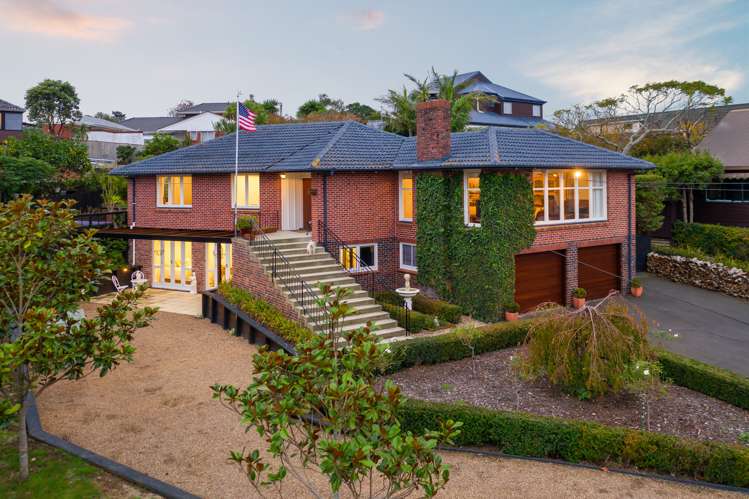 10 Glenfern Road Mellons Bay_24