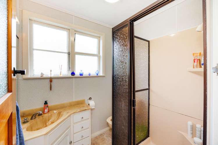 182 Vogel Street Roslyn_10