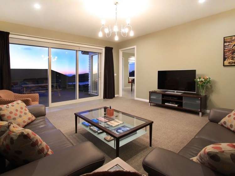 18 Kahurangi Heights Aotea_3